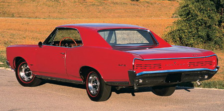 Pontiac GTO Hardtop Coupe '1966 вид сзади