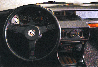 E12_M535i_Dash